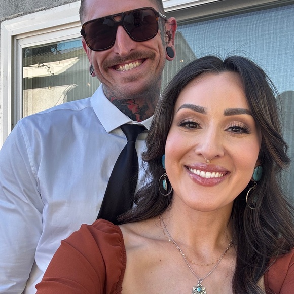 Meet your Posher, Kiana - Picture 1 of 1